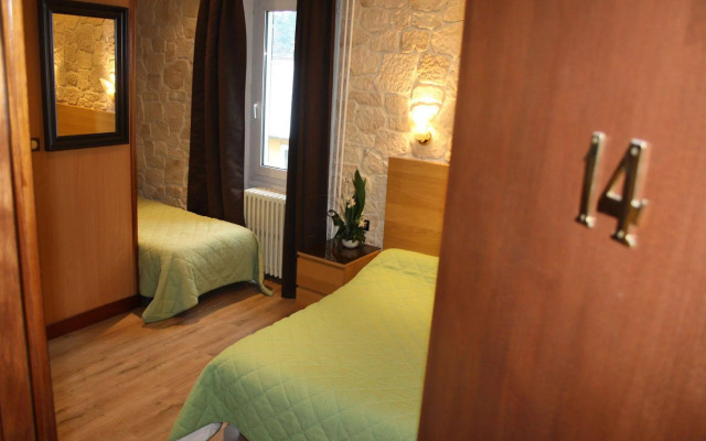 Le Savoy Hotel