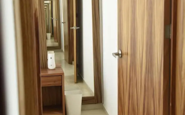 Hotel & Suites Punto Oriente