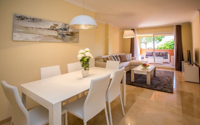 Luxurious and Spacious, 3 bedroom apartment ZA16