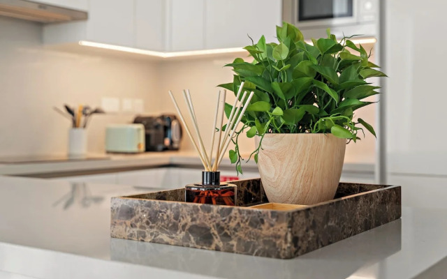 Silkhaus Canal Front 9 A tower