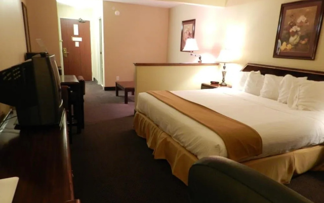 Bay Inn & Suites Troy