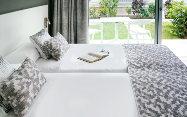 Sanom Beach Resort - Adults Only