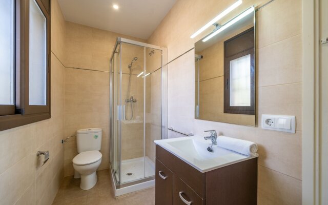 HomeHolidaysRentals Velur