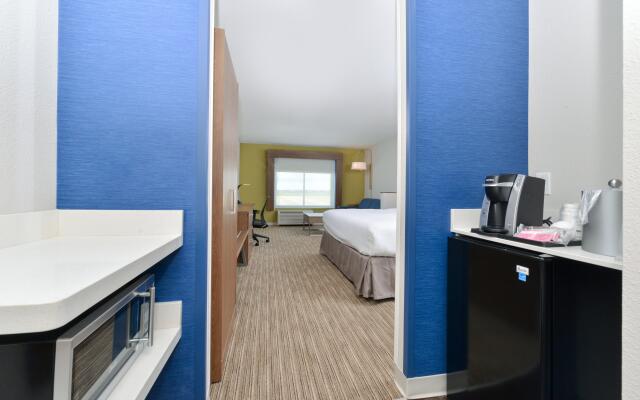 Holiday Inn Express & Suites Ogallala, an IHG Hotel