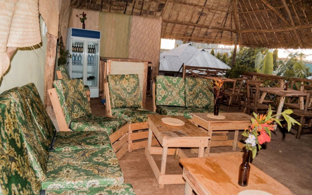 Kilimanjaro Summit Lodge