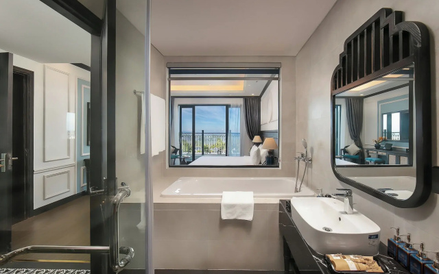 Bliss Hoi An Beach Resort & Wellness