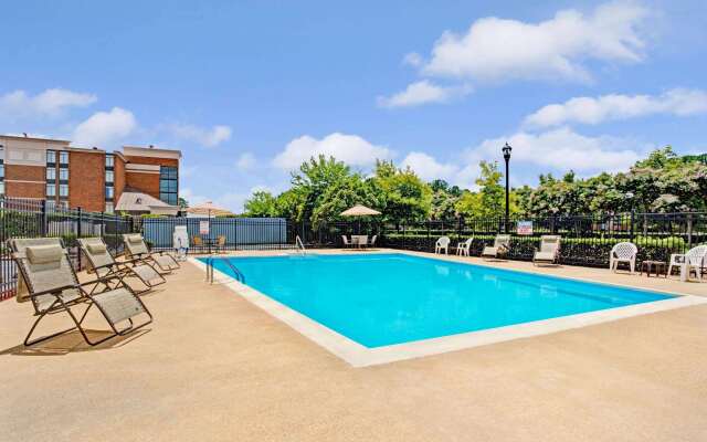 Red Roof Inn Hampton