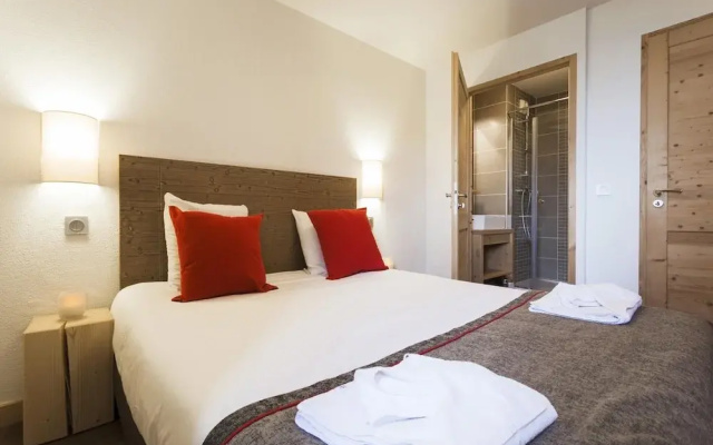 Apartment in Les Menuires With Spa Access