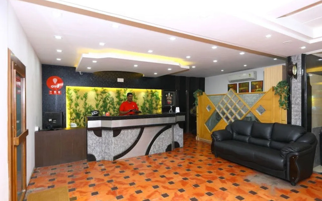 OYO 5319 Hotel Navaratna