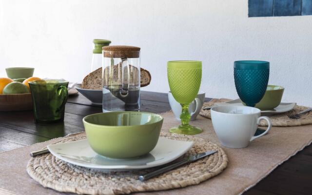 Sesimbra Stylish Villa by Homing