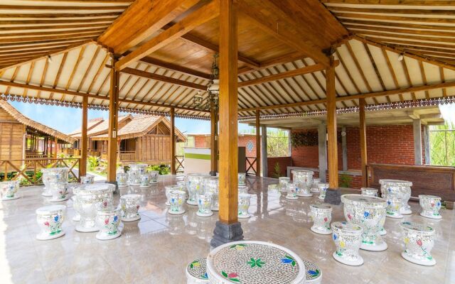Oyo 1304 Roemah Gladak Kebon Sidoluhur