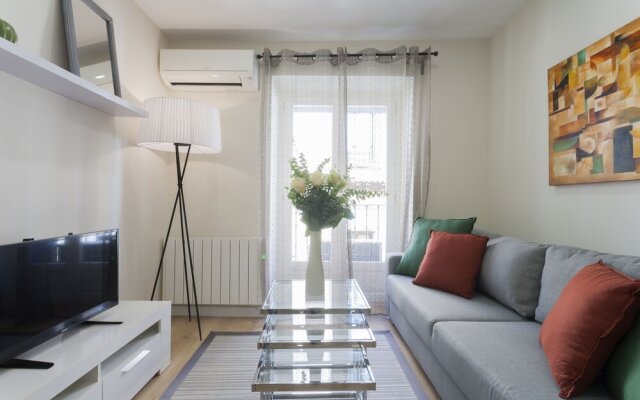 Dobo Rooms Relatores Apartments