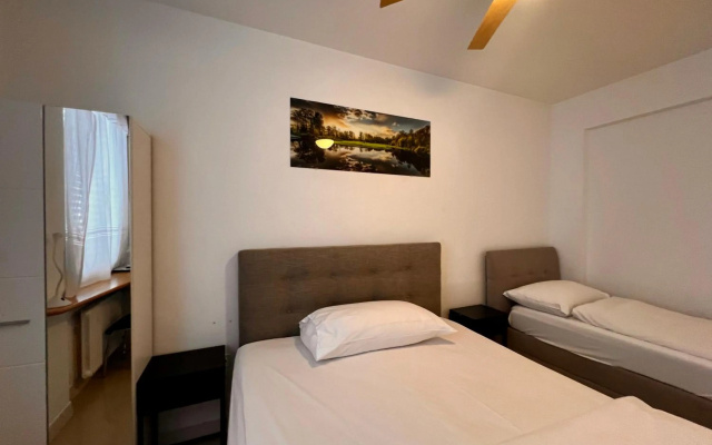 Hotel San Carlo – Guest Rooms – Lugano