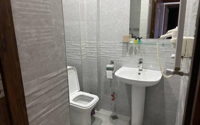 Tbilisi Tales (Тбилиси Тэйлс)