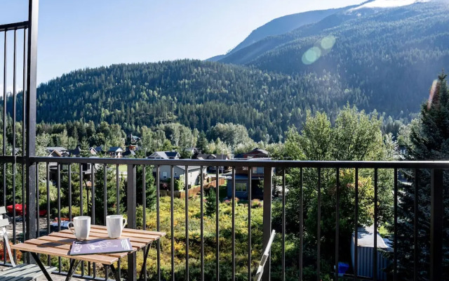 Fourteen Two by Revelstoke Vacations