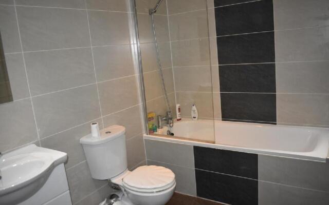 Lux Apartment in Gatwick