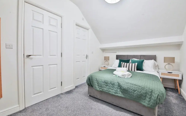 3 Bed Duplex in Central Pontcanna