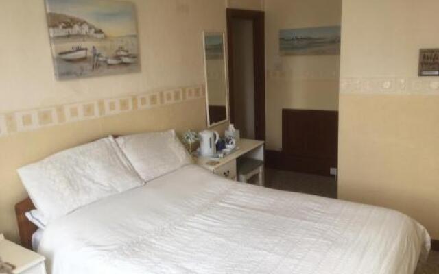 The Sea Point Hotel