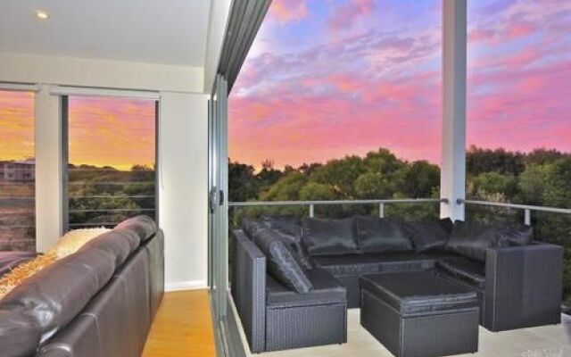 Loka Santi Beachside Apartments - Agnes Water / 1770 Accommodation
