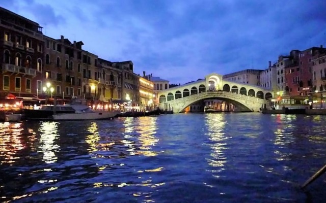 Angels - WR Apartments