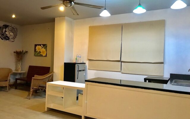 Hiranyika Cafe and Bed