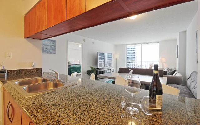 OneLuxStay in the Heart of Brickell