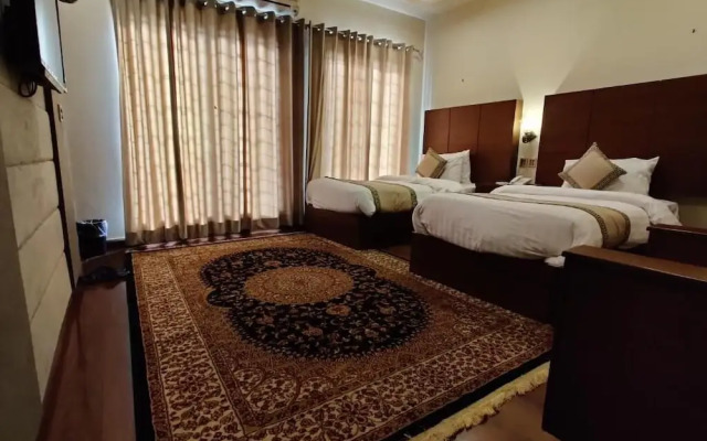 Sheltons Rezidor Lahore