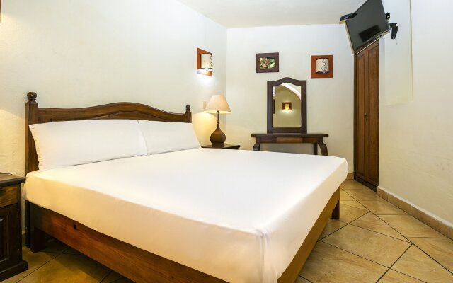 Casa Del Virrey Hotel and Suites