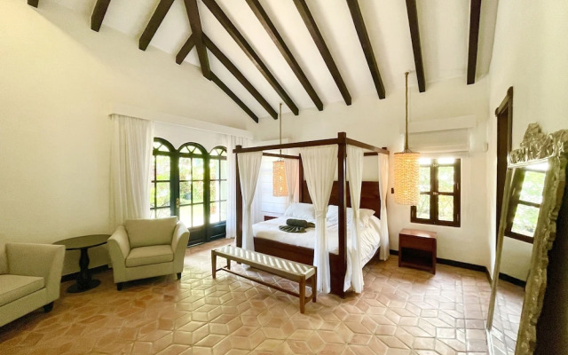 Casa Campana: 9BR Luxury Villa at Los Suenos Resort by RedAwning