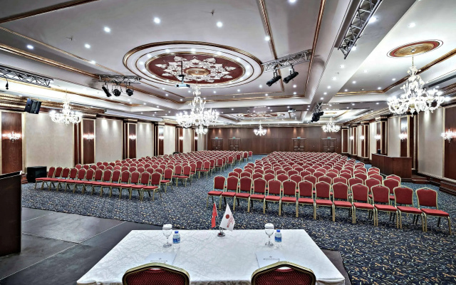 Royal Teos Thermal Resort Clinic & Spa - Halal Hotel