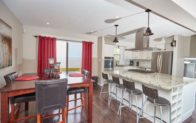Niagara Lakeview Home