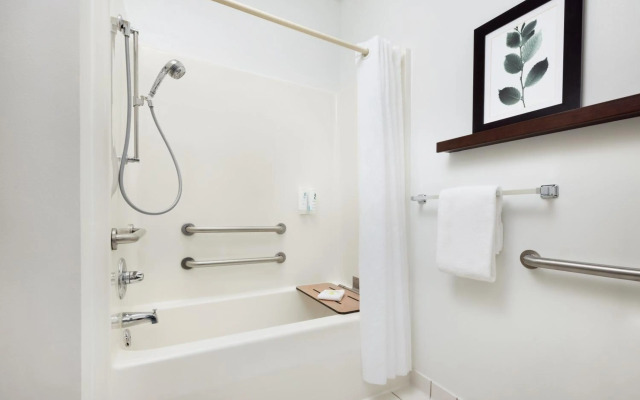 Country Inn & Suites by Radisson, Springfield, OH