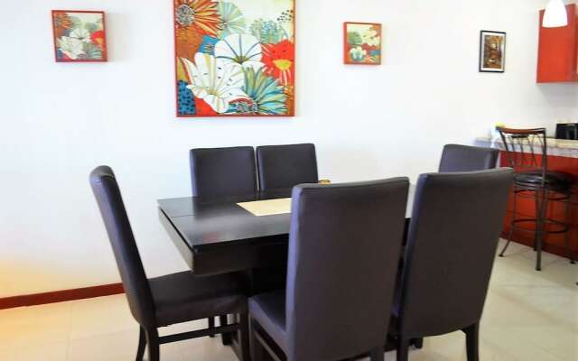 Condo Torre Diamante 305 by MDR