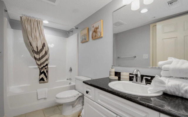 Yacht Club Villas 2-902