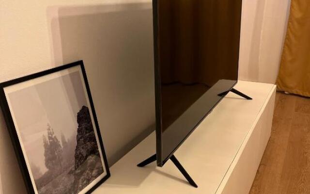 Alexander Cozy Apartment FREE PRIVATE PARKING