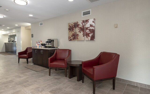 Red Roof Inn PLUS+ Jacksonville - Southpoint
