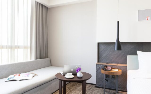 Hsin Hotel