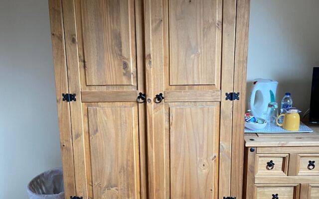 Rosebarne Bed & Breakfast