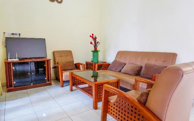 Super OYO Flagship 90723 Berlima Guest House Syariah