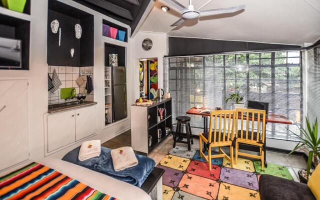 Hello Sunshine Self Catering Studio Apartment