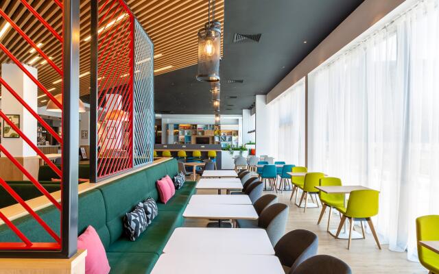 Holiday Inn Dublin Airport