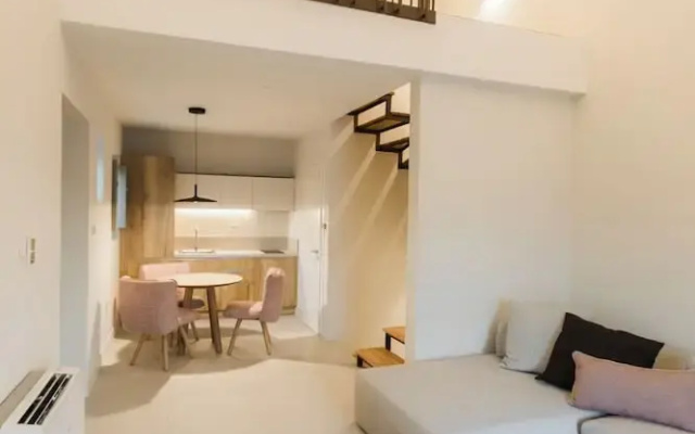 Nest Limeni