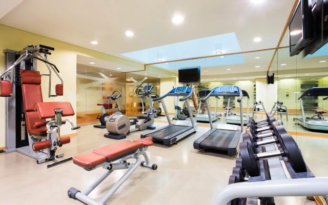 Hotel ibis Al Rigga