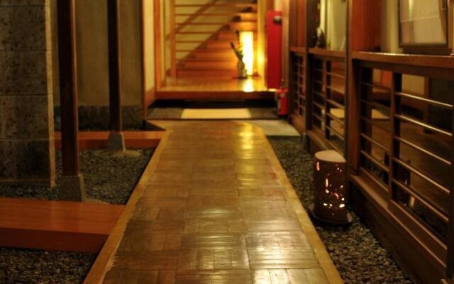 Yugawara Onsen Kamata