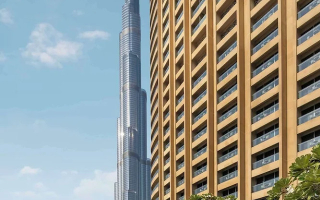 Studio with Thrilling Burj Khalifa View