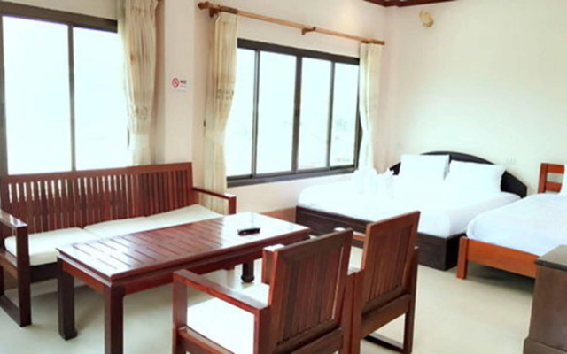 Savanh Vangvieng Hotel