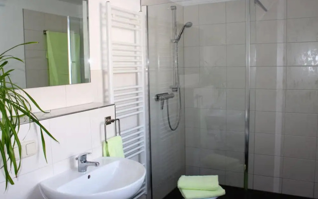 Spacious Apartment in Weissig With Garden