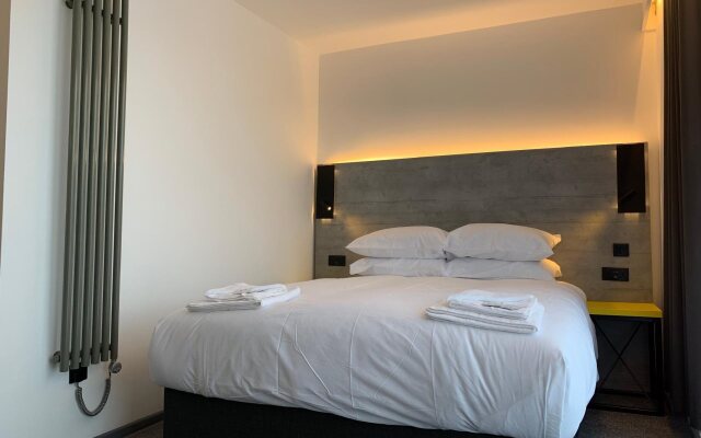 Motel Air - Glasgow Airport