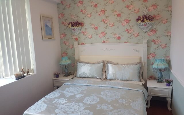 Loving Hut Paradise Island Vegan Bed and Breakfast