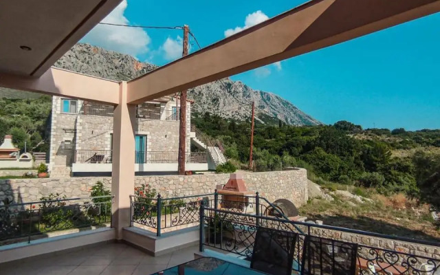Villa Palairos